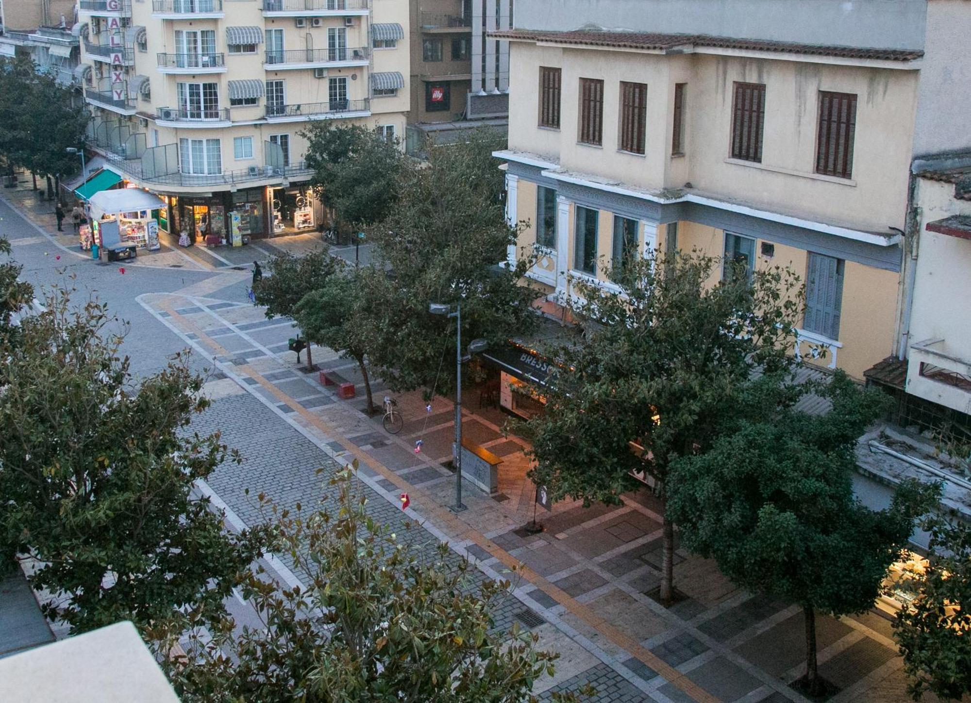 Mikel Angelo Hall Serres Extérieur photo
